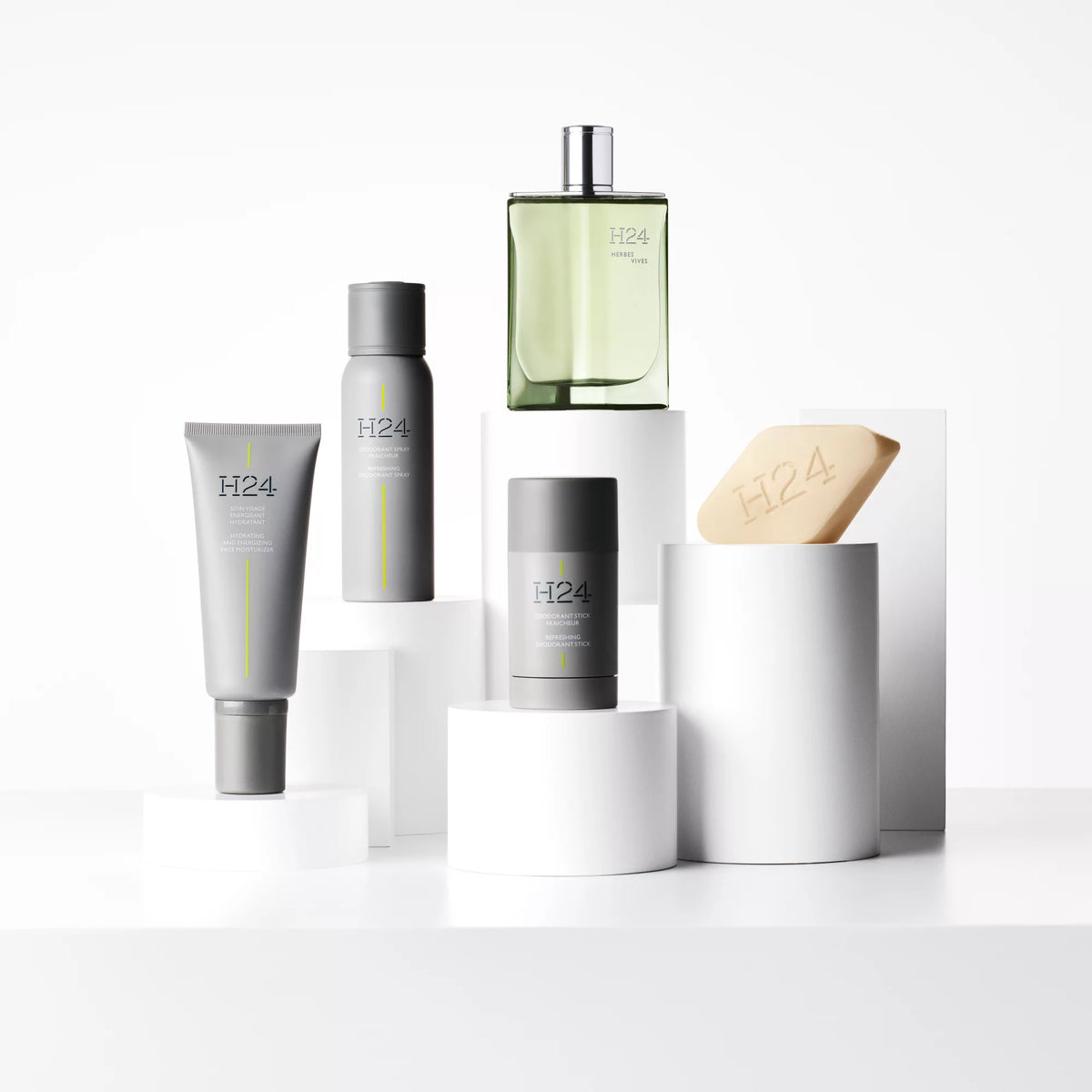 Hermès H24 Herbes Vives Eau de parfum travel spray and refill