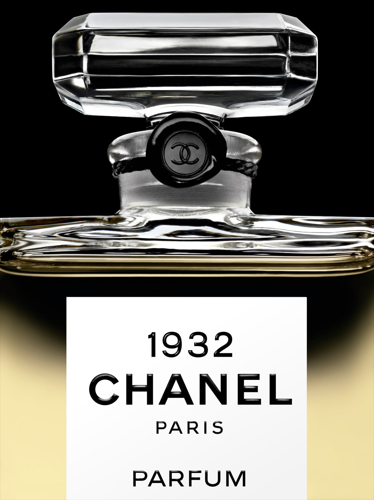 Chanel 1932 Extrait de Parfum - Case