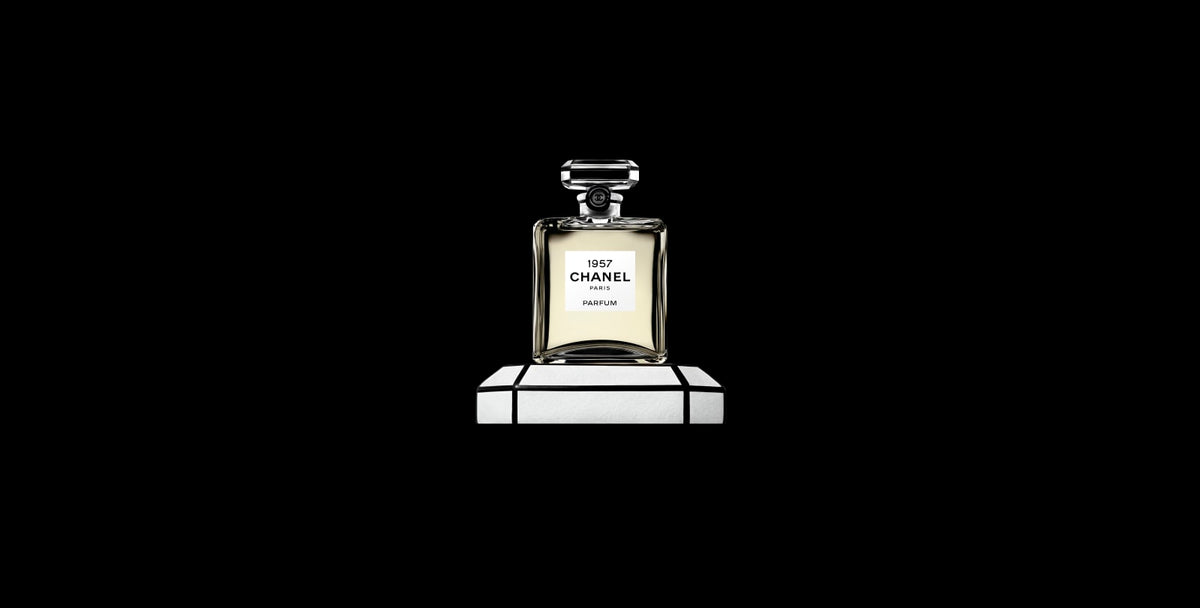 Chanel 1957 Extrait de Parfum - Case
