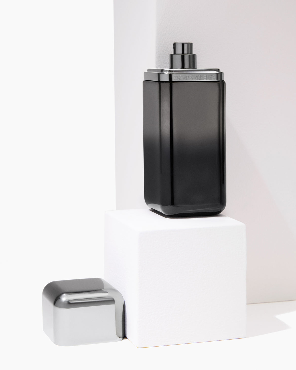 Carolina Herrera 212 VIP Black Elixir Eau de Parfum