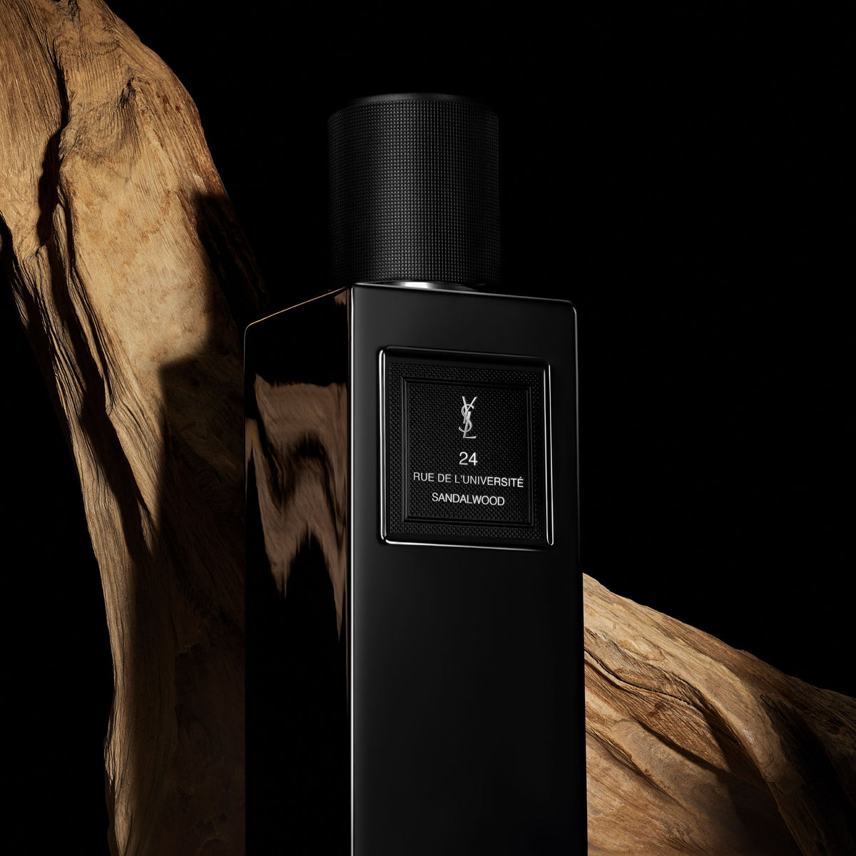 Yves Saint Laurent 24 Rue de L'Université - Le Vestiaire des Parfums