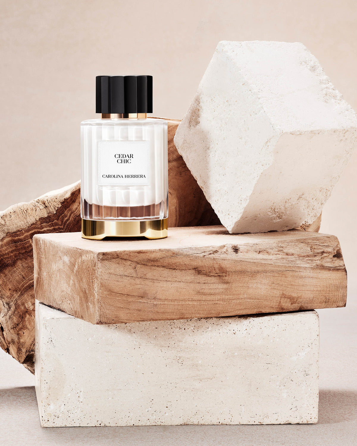Carolina Herrera Cedar Chic Eau de Parfum