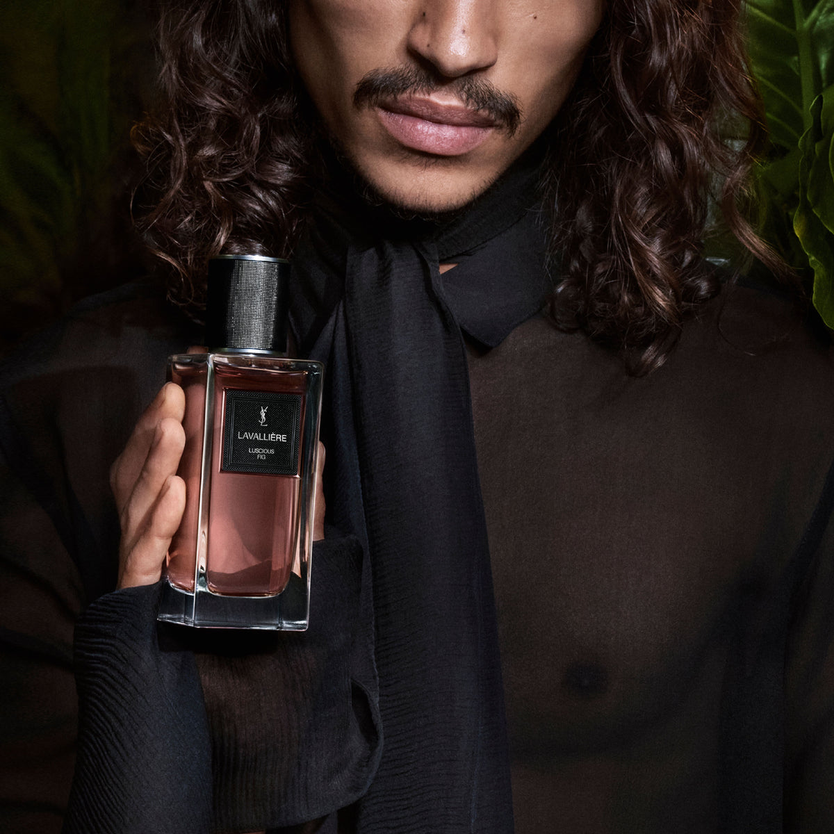Yves Saint Laurent Lavallière - Le Vestiaire des Parfums